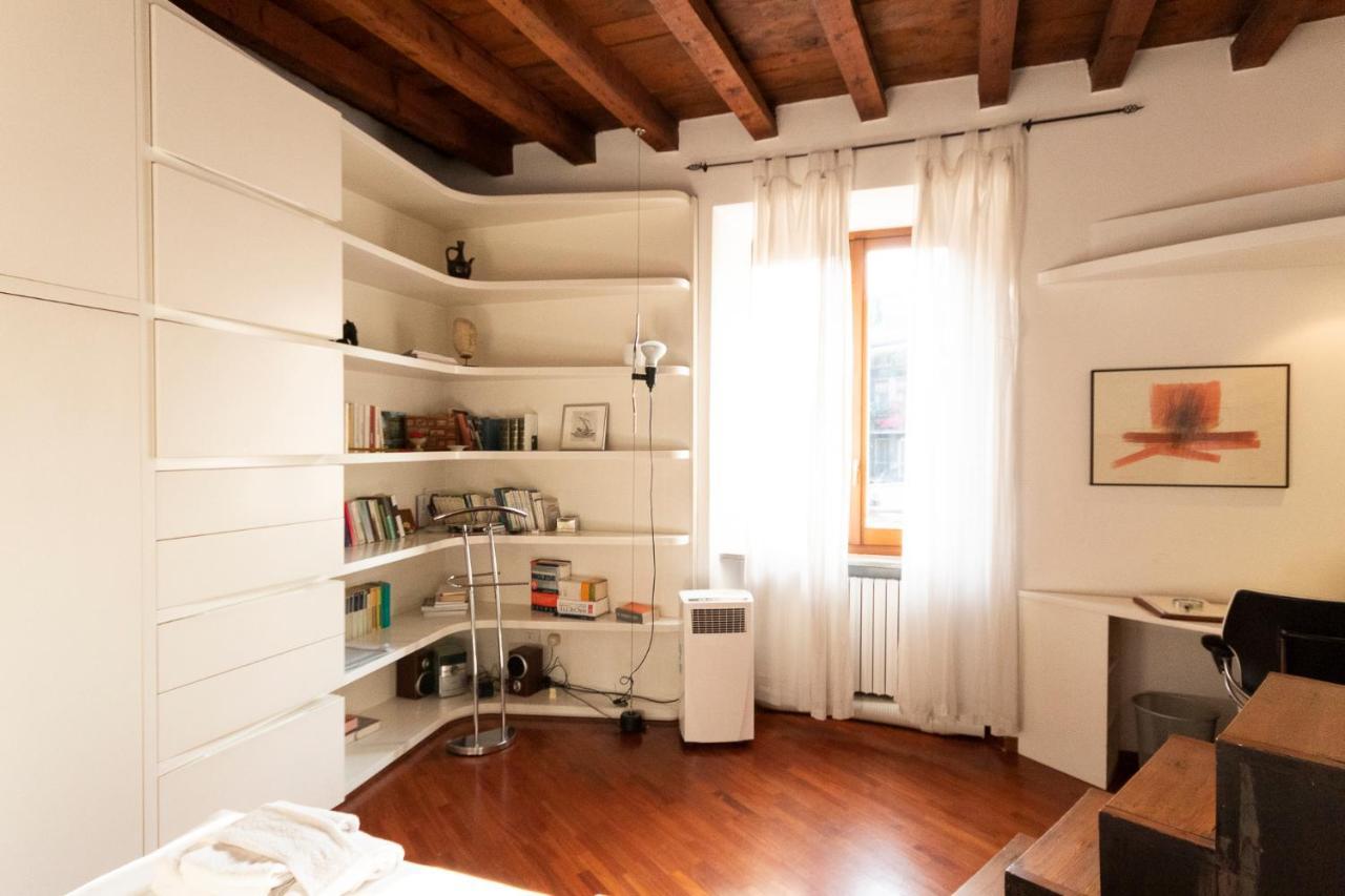 Anfiteatro Apartment In Brera ミラノ エクステリア 写真