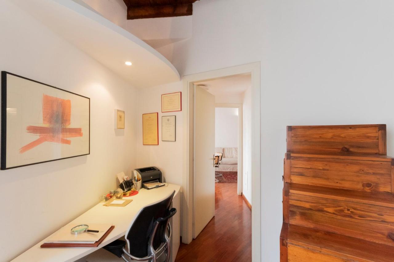 Anfiteatro Apartment In Brera ミラノ エクステリア 写真