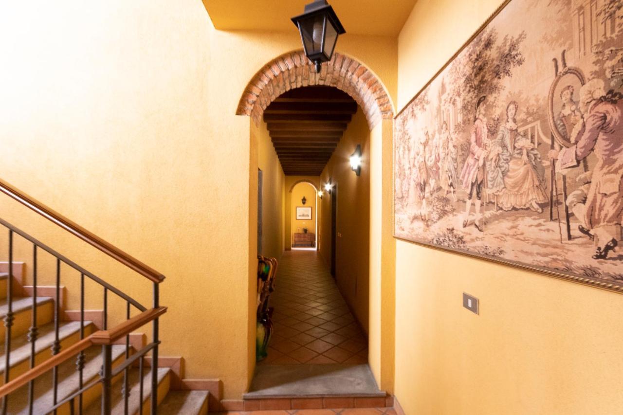 Anfiteatro Apartment In Brera ミラノ エクステリア 写真